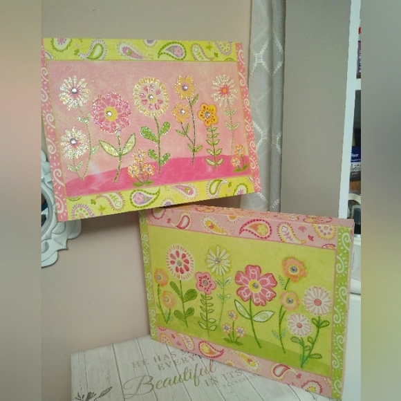 Home Decor Other - 🆕 14"×11" Jeweled Pair of Canvas Pictures